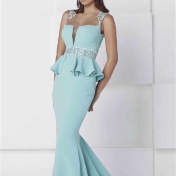 Saiid kobeisy dress - Picture 7 of 8